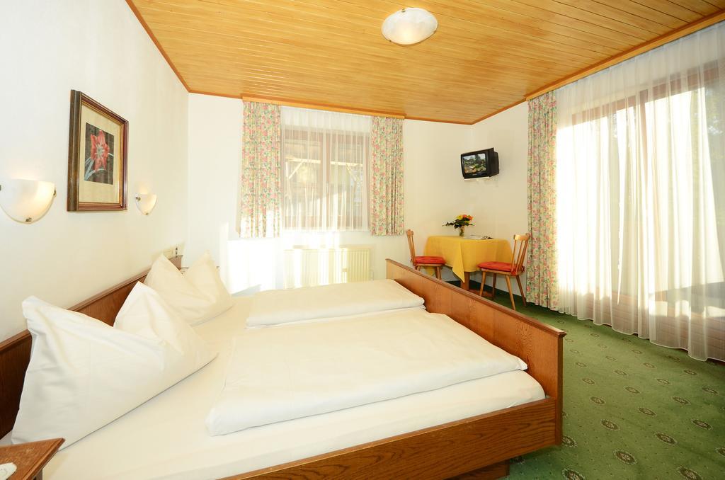 Pension Mozart Ваграйн Екстер'єр фото